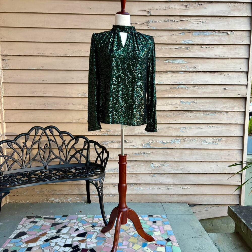 Green sequin blouse with front - Picture 2 of 8